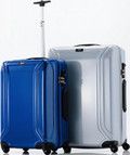 ゼロハリバートンの象徴・X型のプレスラインが「ゼロエアー」の人気を後押し。89リットルと容量も多い。