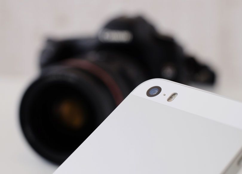 スマホ利用拡大「デジカメ全滅時代」 世界出荷台数は2010年の5分の1