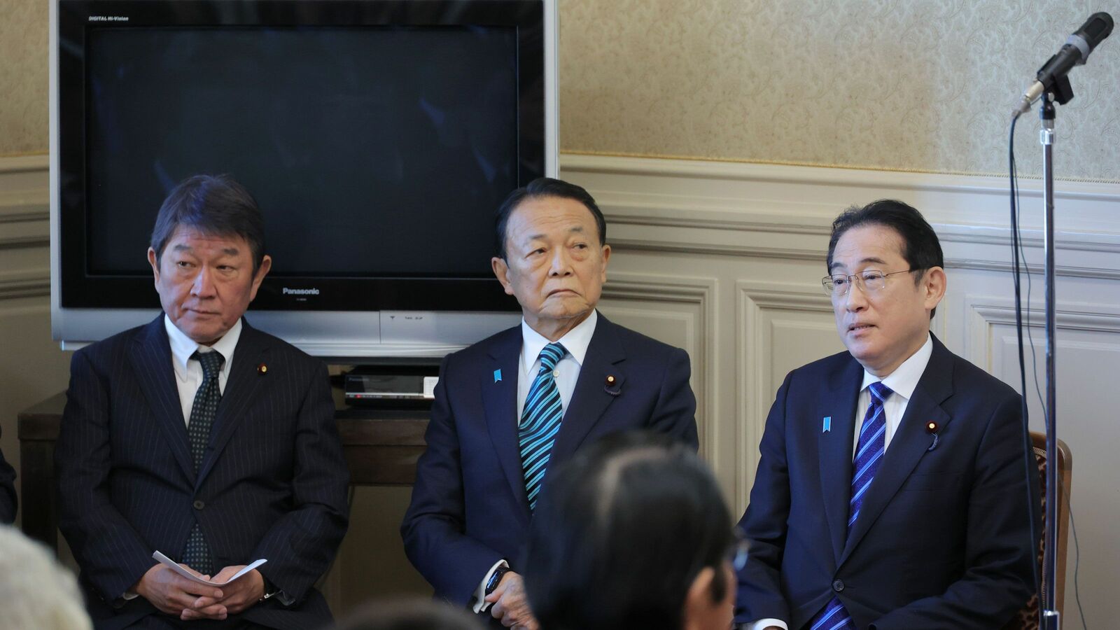 岸田首相は麻生氏に距離を置かれた…岸田派解散がもたらした｢泥沼の政治闘争｣ 茂木派分裂で｢総裁選レース｣に変化