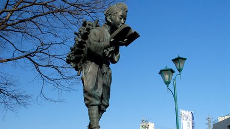 薪を背負って本を読む少年ではない…600の村を救った二宮金次郎が見抜い