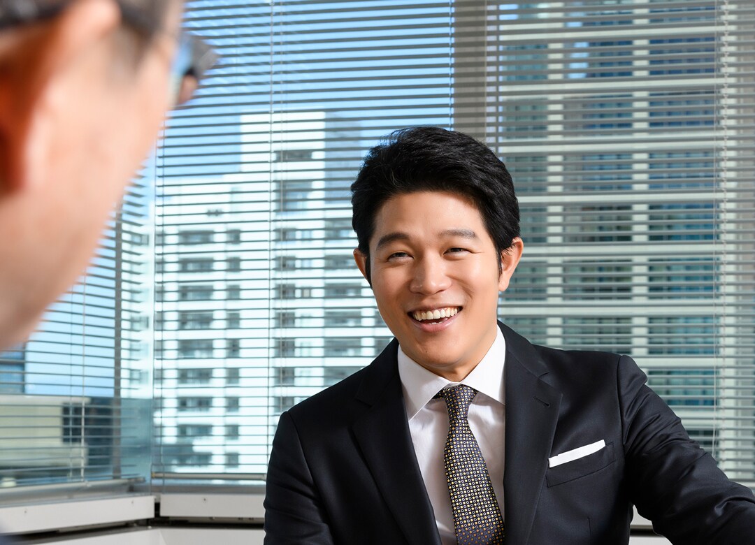 純ジャパの鈴木亮平の英語が超上手いワケ 車にライフルを積む同級生がいた President Online プレジデントオンライン 純ジャパの鈴木亮平の英語が超上手いワケ 車にライフルを積む同級生がいた President Online プレジデントオンライン